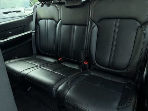 Used 2024 Jeep Wagoneer Series II w/ Flexible Seating Group AWD/4WD image 20