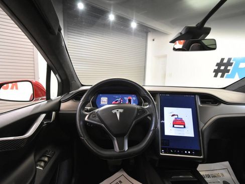 Used 2018 Tesla Model X 75D AWD/4WD image 29