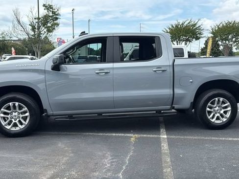Used 2024 Chevrolet Silverado 1500 RST RWD image 4
