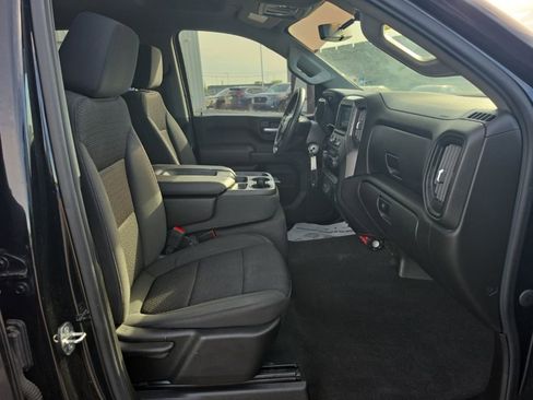 Used 2022 Chevrolet Silverado 2500 Custom w/ Infotainment Package AWD/4WD image 31