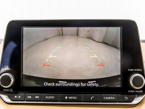 Used 2021 Nissan Sentra SV w/ SV Premium Package FWD image 14