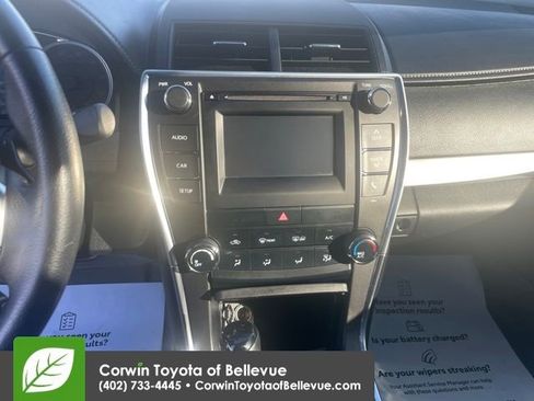 Used 2016 Toyota Camry SE image 17