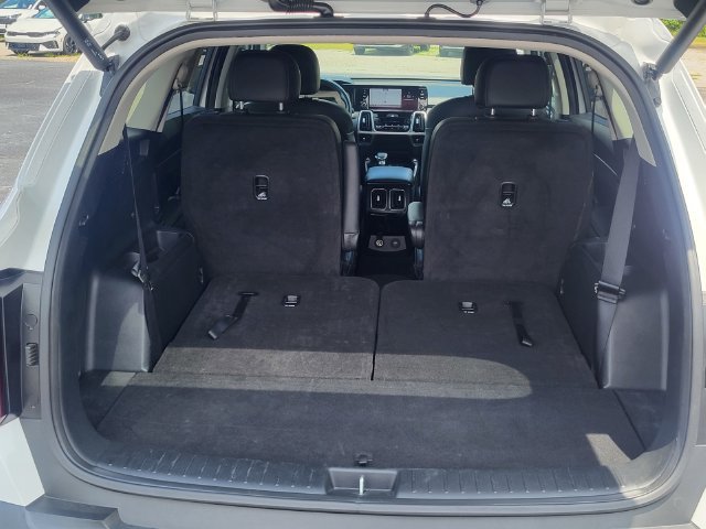 Certified 2023 Kia Sorento X-Line EX AWD/4WD image 4
