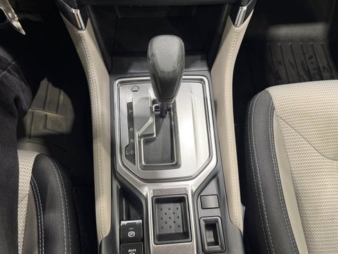 Used 2021 Subaru Forester Premium AWD/4WD image 19