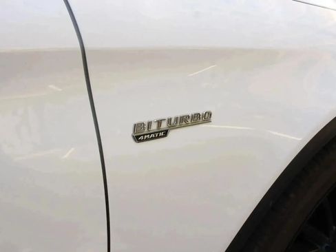 Used 2019 Mercedes-Benz GLC 43 AMG 4MATIC image 39