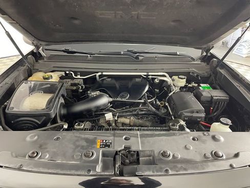 Used 2016 GMC Canyon SLE w/ All Terrain Package image 23