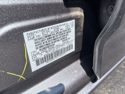 Used 2025 Nissan Sentra SV FWD image 23