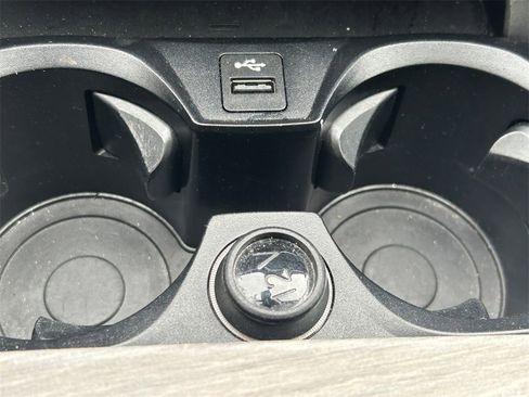 Used 2025 BMW 330i Sedan image 33
