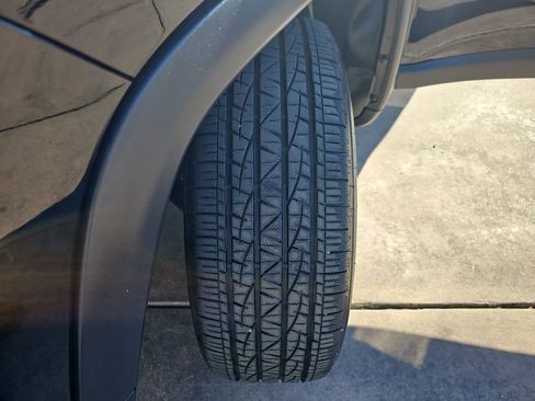 Used 2024 Jeep Compass Sport image 34