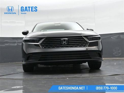 New 2025 Honda Accord LX image 33