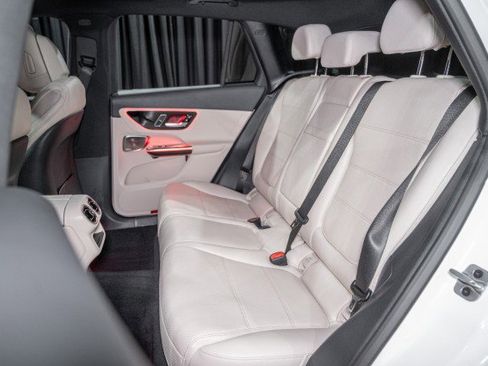 New 2026 Mercedes-Benz GLC 300 image 12