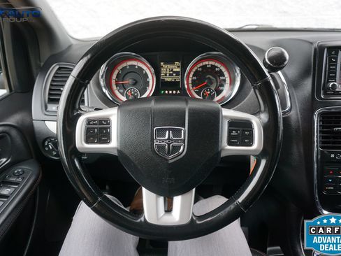 Used 2019 Dodge Grand Caravan GT FWD image 43