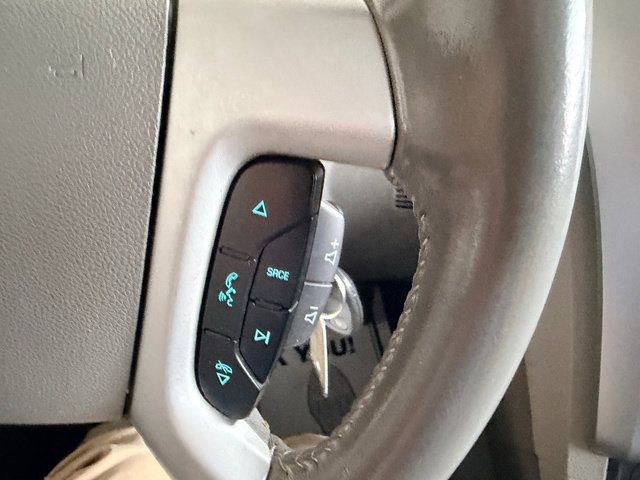 Used 2012 Chevrolet Traverse LS FWD image 18