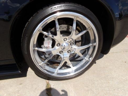 Used 2013 Chevrolet Corvette Grand Sport w/ 2LT Preferred Equipment Group RWD image 10