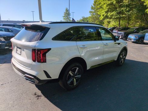 Used 2023 Kia Sorento S w/ Panoramic Sunroof Package FWD image 7