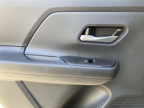 New 2026 Nissan Kicks SV image 27