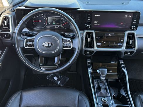 Used 2021 Kia Sorento SX image 12
