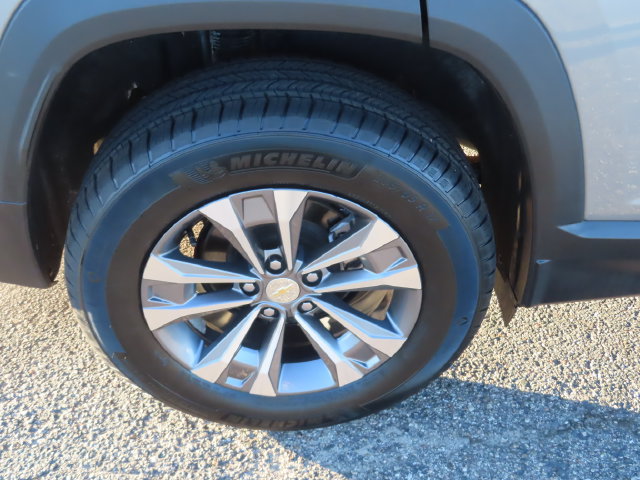 Used 2026 Chevrolet Equinox LT AWD/4WD image 14
