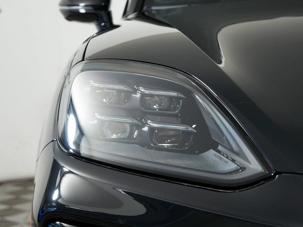 Certified 2026 Porsche Cayenne S AWD/4WD image 11