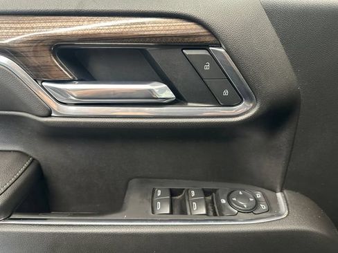 Used 2022 Chevrolet Silverado 1500 LT Trail Boss w/ LT Trail Boss Premium Package AWD/4WD image 26