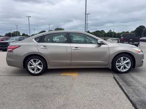 Used 2014 Nissan Altima 2.5 SL FWD image 4