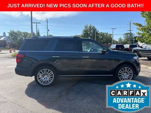 Used 2022 Ford Expedition Limited AWD/4WD image 6