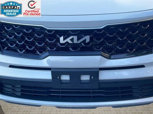 Used 2022 Kia Sorento S image 9