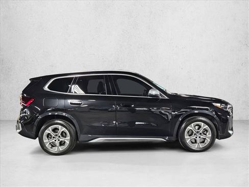 Used 2024 BMW X1 xDrive28i w/ Convenience Package AWD/4WD image 4