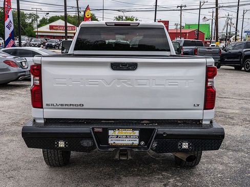 Used 2021 Chevrolet Silverado 3500 LT w/ Convenience Package image 6
