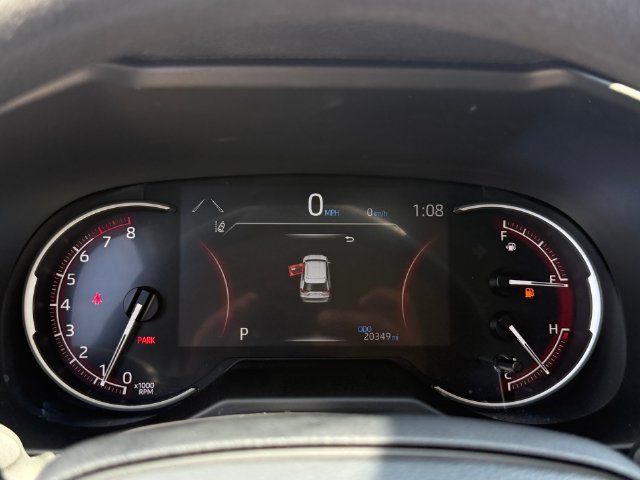 Used 2025 Toyota RAV4 LE FWD image 16