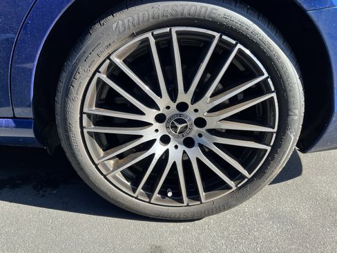 Used 2023 Mercedes-Benz C 300 C 300 image 13