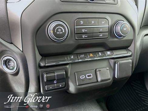 Used 2025 Chevrolet Silverado 2500 Custom w/ Custom Convenience Package image 34