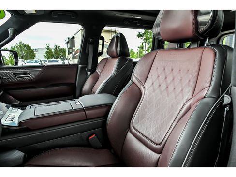 Used 2025 INFINITI QX80 Autograph AWD/4WD image 14