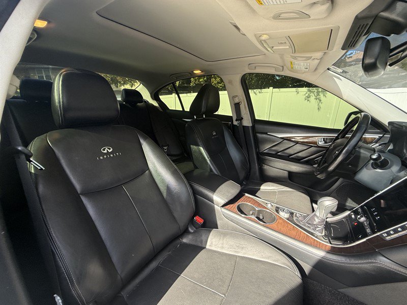 Used 2014 INFINITI Q50 Premium w/ Deluxe Touring Package AWD/4WD image 21