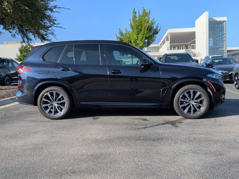 Used 2025 BMW X5 sDrive40i w/ Executive Package RWD image 6