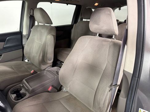 Used 2013 Honda Odyssey EX image 11