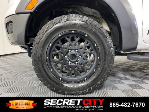 Used 2022 Ford Ranger XLT w/ Equipment Group 302A High AWD/4WD image 9