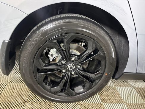 Used 2025 Honda Accord SE image 30