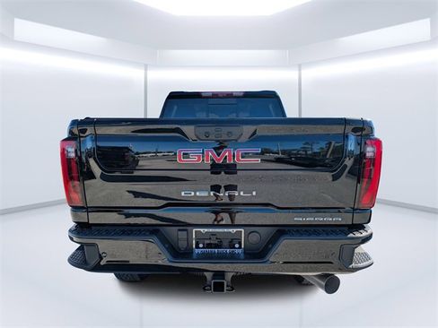 New 2026 GMC Sierra 3500 Denali w/ Denali Reserve Package image 4
