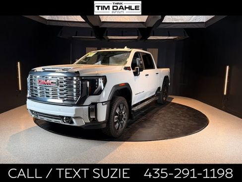 Used 2024 GMC Sierra 2500 Denali w/ Technology Package image 1