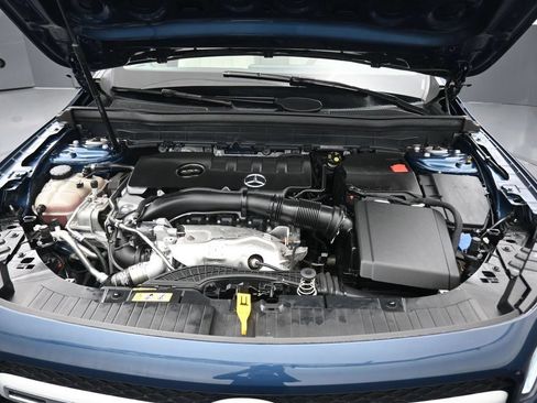Used 2022 Mercedes-Benz GLB 250 4MATIC image 62
