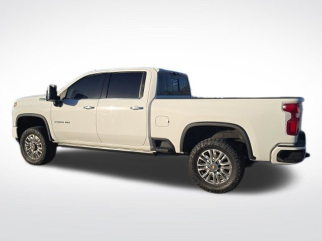 Used 2023 Chevrolet Silverado 2500 High Country w/ Z71 Off-Road Package AWD/4WD image 4