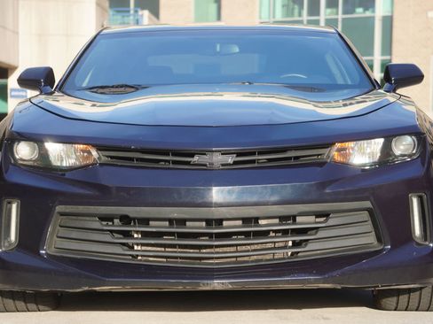 Used 2016 Chevrolet Camaro LT w/ Technology Package RWD image 32