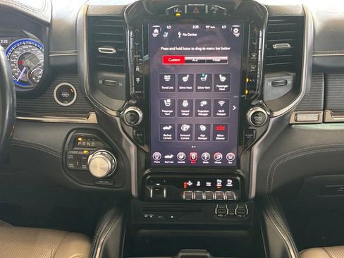Used 2019 RAM 1500 Limited AWD/4WD image 3