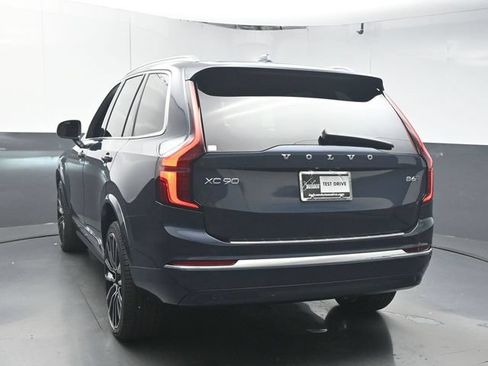 Used 2026 Volvo XC90 B6 Plus w/ Protection Package Premier AWD/4WD image 6