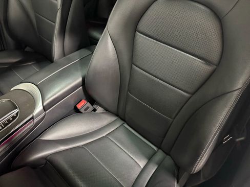 Used 2021 Mercedes-Benz GLC 300 GLC 300 4MATIC Sport Utility 4 image 18