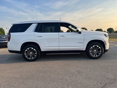Used 2025 Chevrolet Tahoe LT image 8
