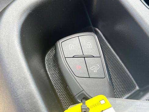 Used 2024 GMC Sierra 2500 Pro image 14