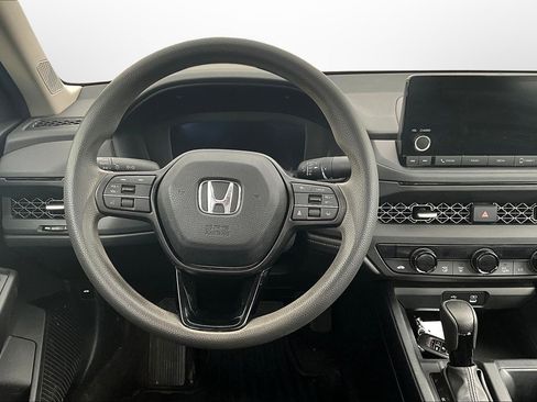 Used 2023 Honda Accord EX image 5