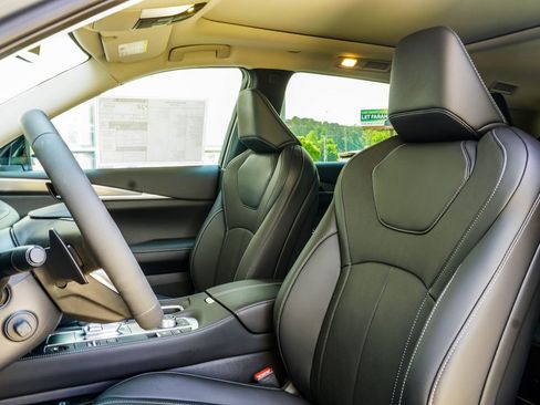 New 2027 INFINITI QX60 Luxe FWD image 39
